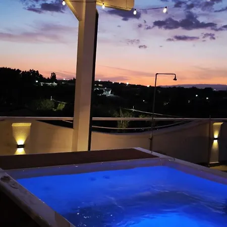 Apartment Terrazza Cieli Immensi Rooftop Con Jacuzzi Sul Mare Capo Rizzuto
